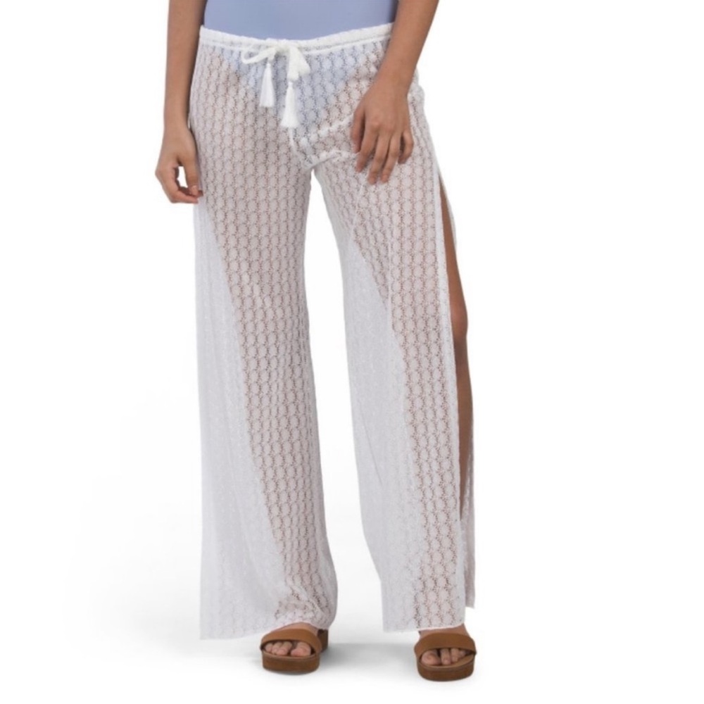 Becca || white split leg crochet cover up pants size large‎ $78